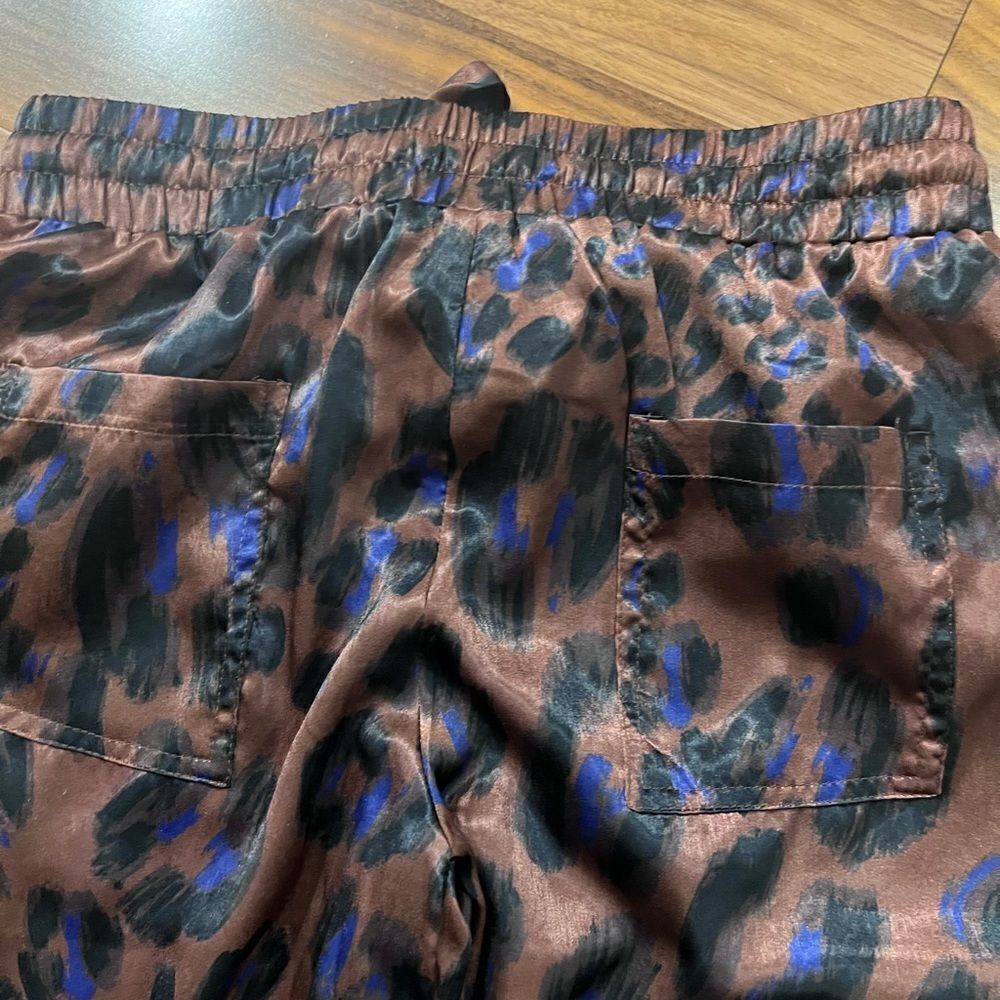 Karlie leopard jogger NWT NWT - image 6